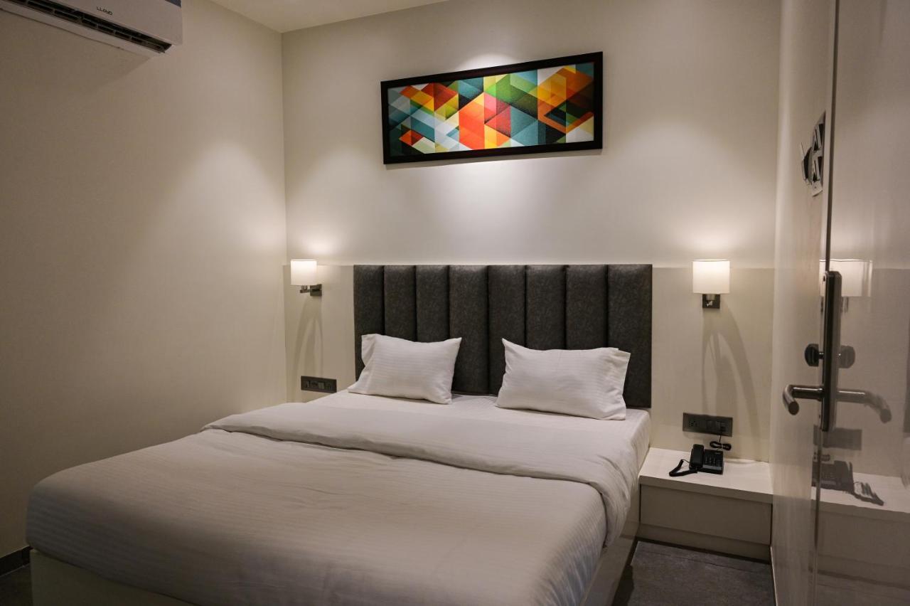 Hotel My Home Residency Nashik Esterno foto